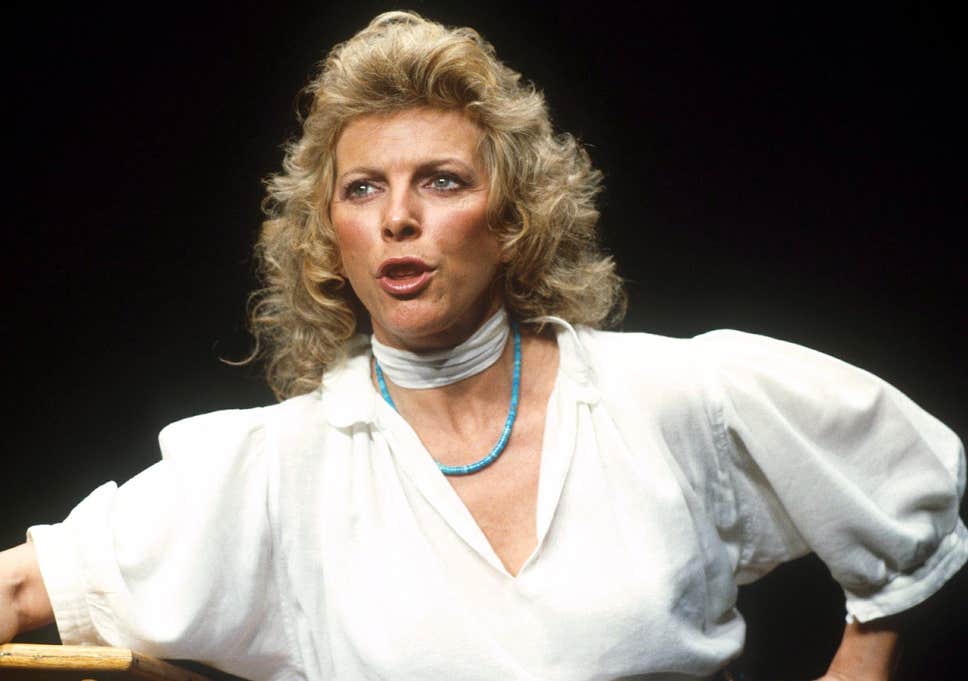 How tall is Billie Whitelaw?